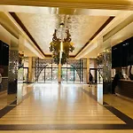 Апартаменты Private Vip In Royal Солнечный берег